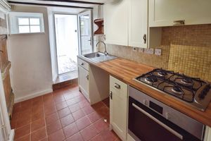 Kitchen- click for photo gallery